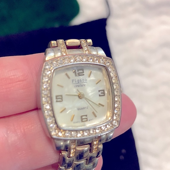 VINTAGE Gold-tone Linked Watch•By Figaro Couture•CZ Paved Pearly-Square Face - Picture 2 of 12